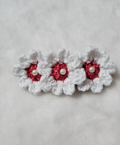 Blush Daisy Barrette Clip