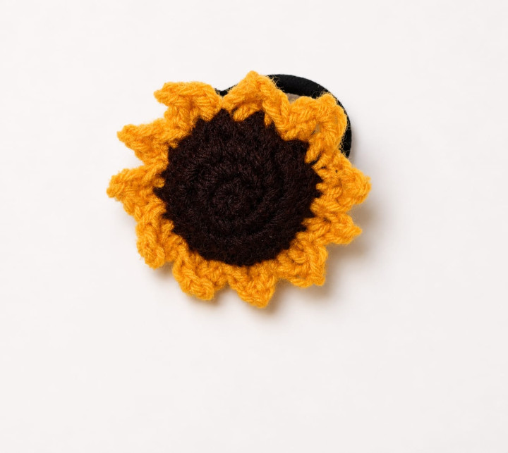 Crochet sunflower hairband