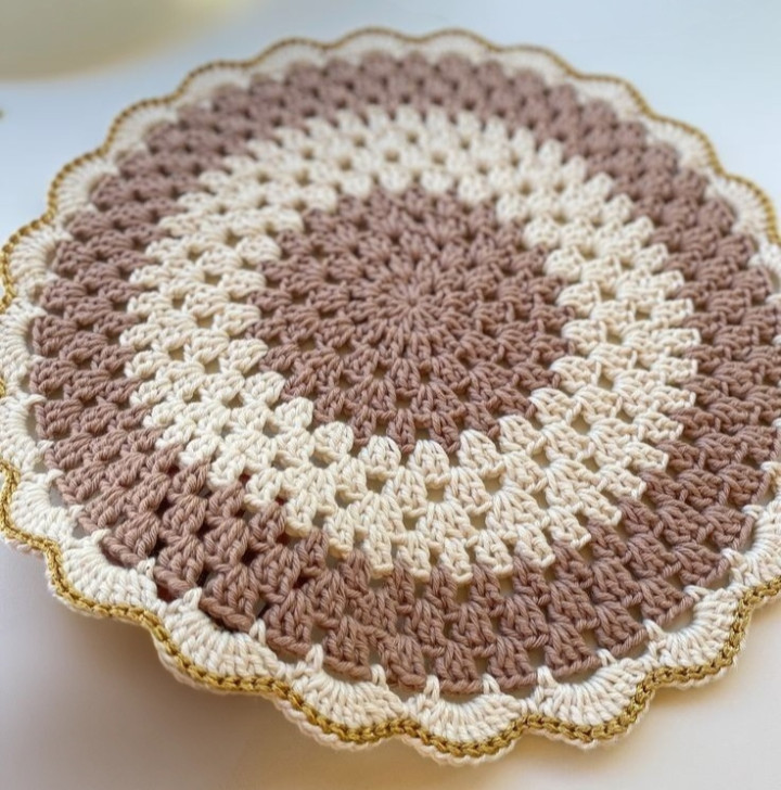 Thal posh table mat 